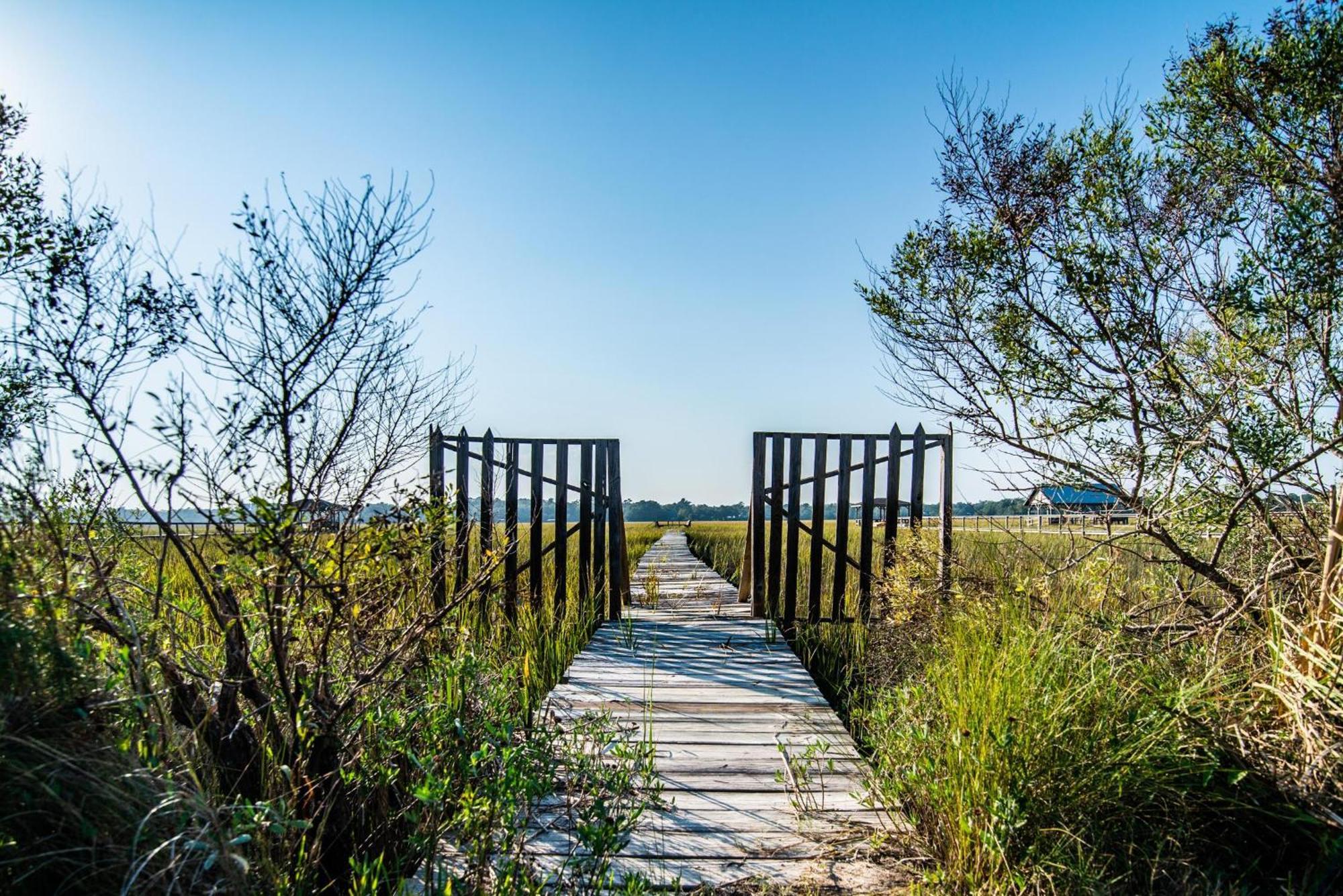Ocean Breezes Historic Home With Creek Dock Pawleys Island Exterior photo