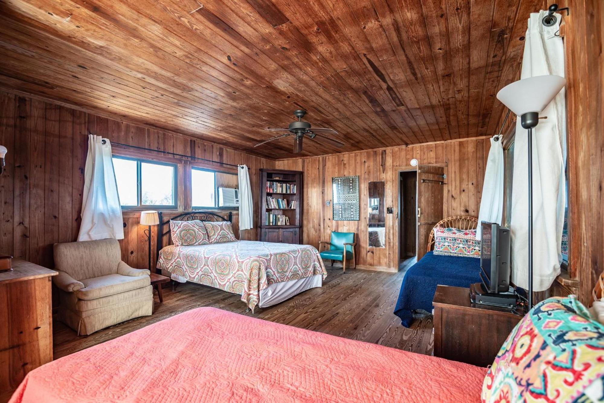 Ocean Breezes Historic Home With Creek Dock Pawleys Island Exterior photo